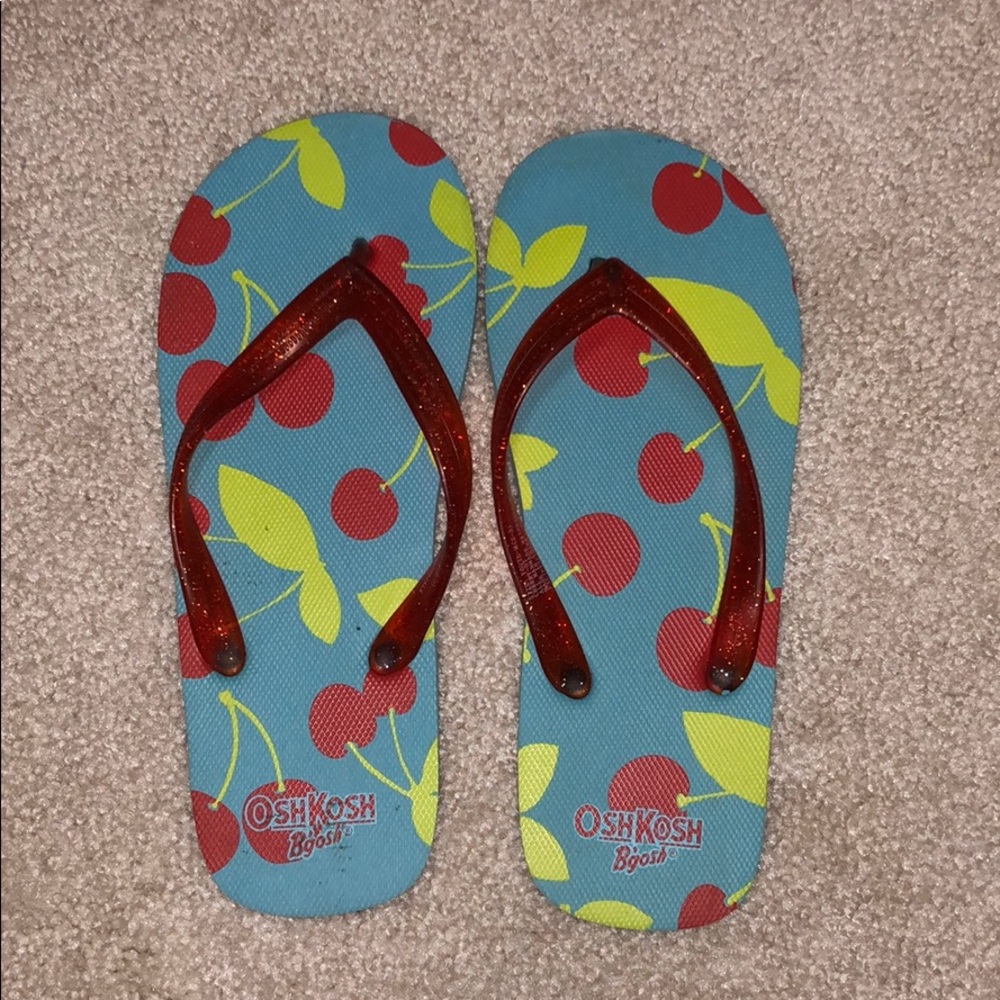 Oshkosh cherry flip flops size M (2-3)